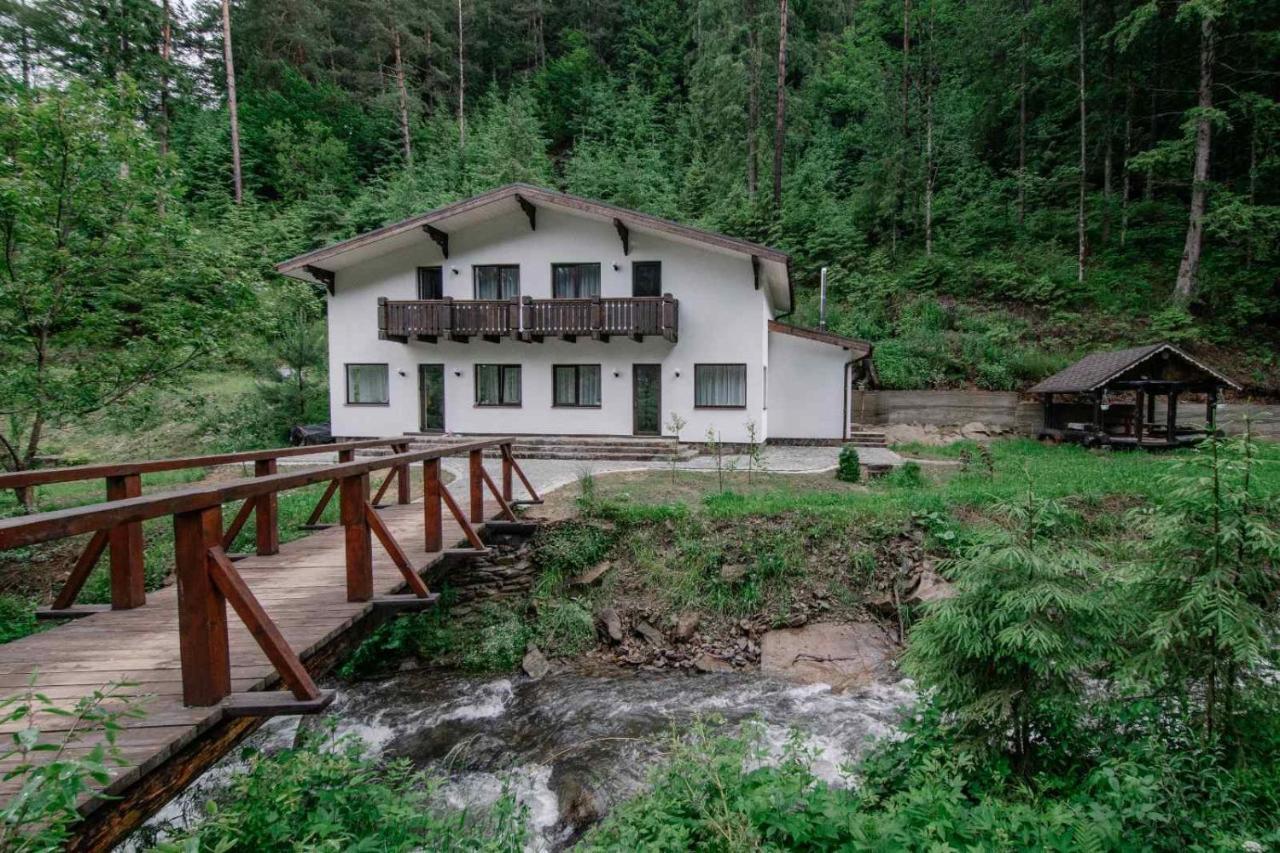 Cottage house Mizhhirya  Exterior photo